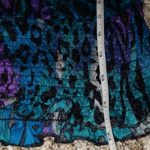 One side strap ruffle top size XXL/2XG - Picture 3 of 4